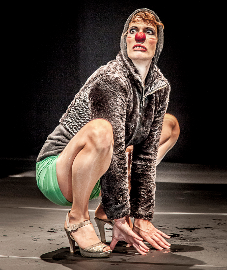 Affiche du spectacle More Aura