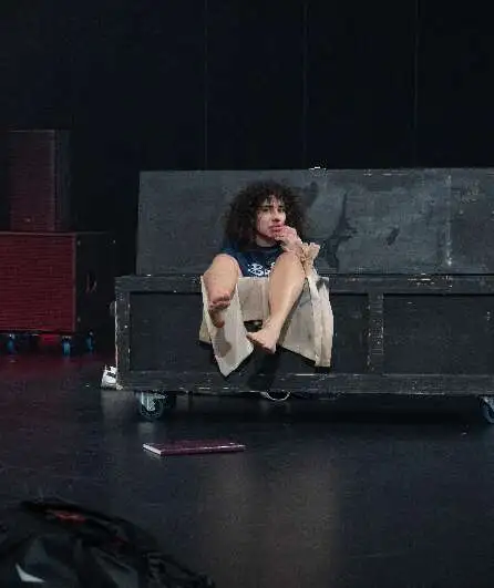 Affiche  spectacle : I need help immediately