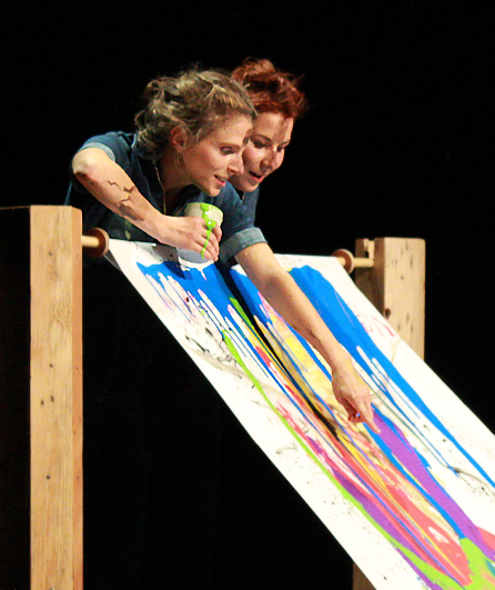 Affiche du spectacle Ôlô, un regard sur l'enfance