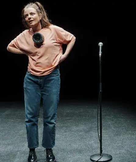 Affiche  spectacle : Bin ich das ? Ein solo für Viele