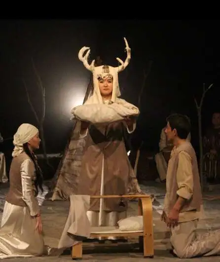 Affiche  spectacle : Bougou Ené - Une légende kirghize