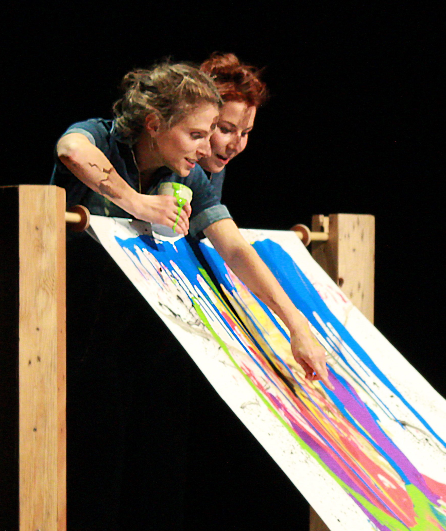 Affiche du spectacle Ôlô, un regard sur l'enfance