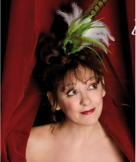 Affiche du spectacle Mademoiselle Maya en Ut Intégral